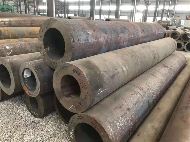 白银厚壁无缝钢管锻造